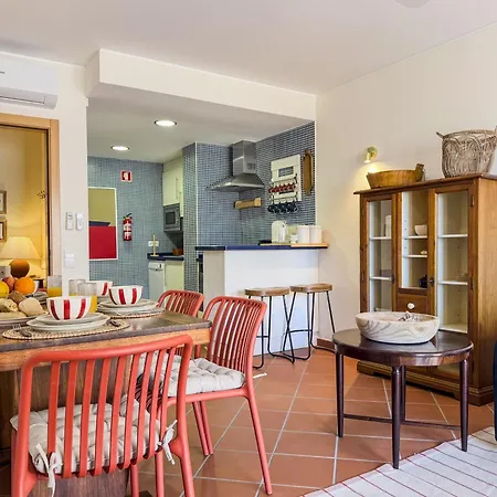 #382 Modern With Private Balcony & Bbq * Armação de Pêra